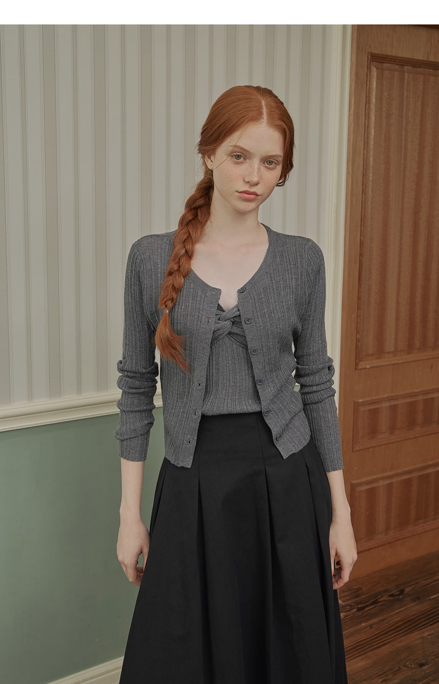 Muton Twist Sleeveless & Cardigan Set