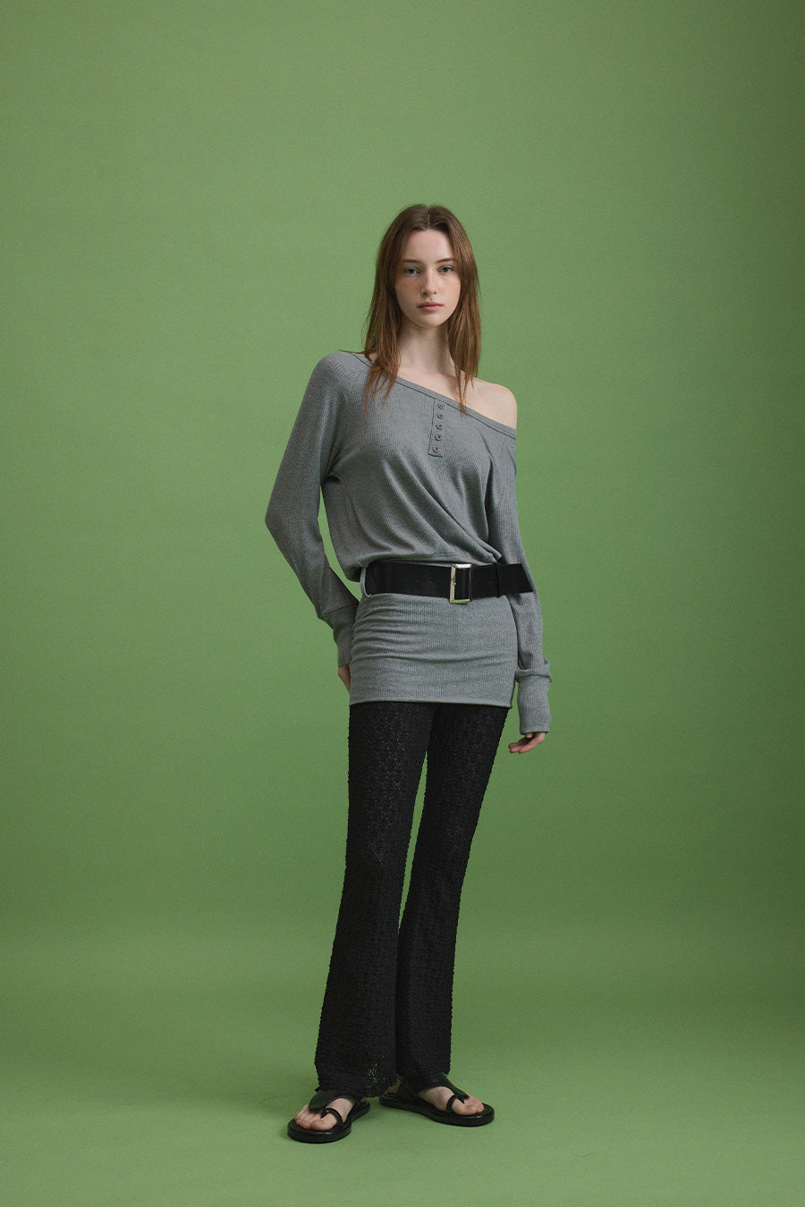Bain Asymmetrical Shoulder Big Belt T-Shirt
