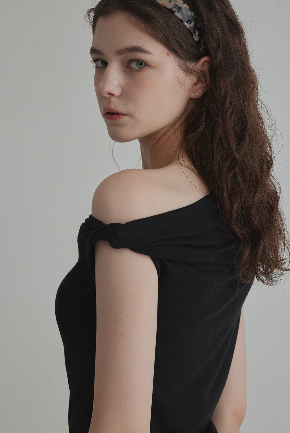 Mete Twisted Asymmetrical Off-Shoulder T-Shirt
