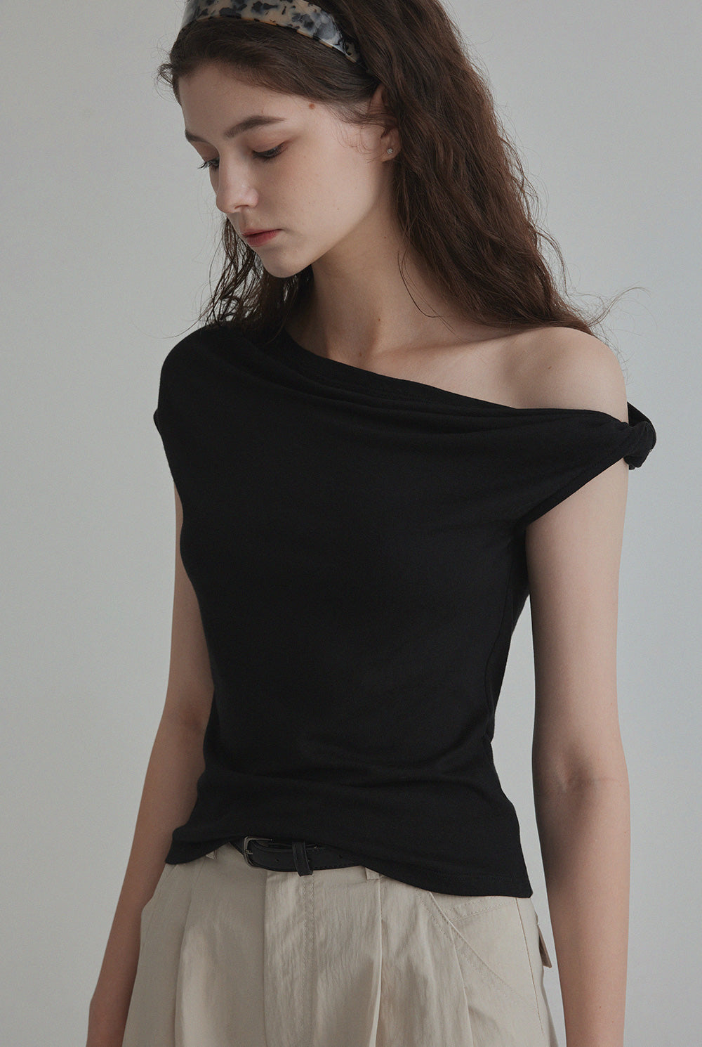 Mete Twisted Asymmetrical Off-Shoulder T-Shirt