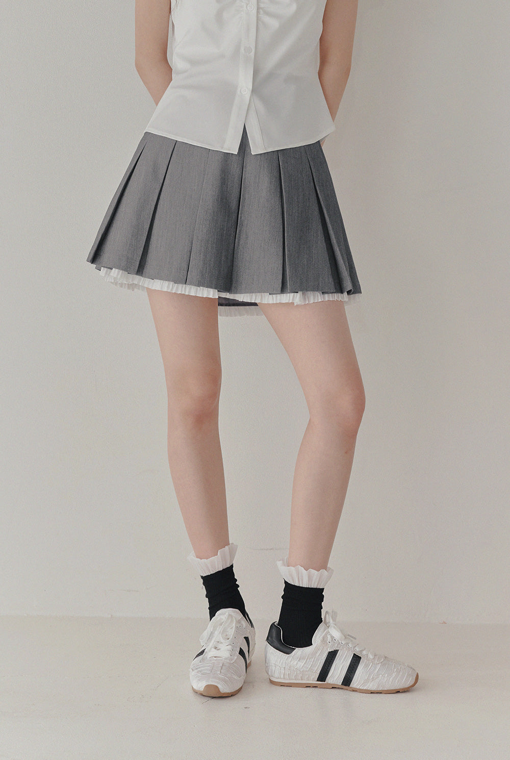 Even Ruffle Pleated Mini Skirt