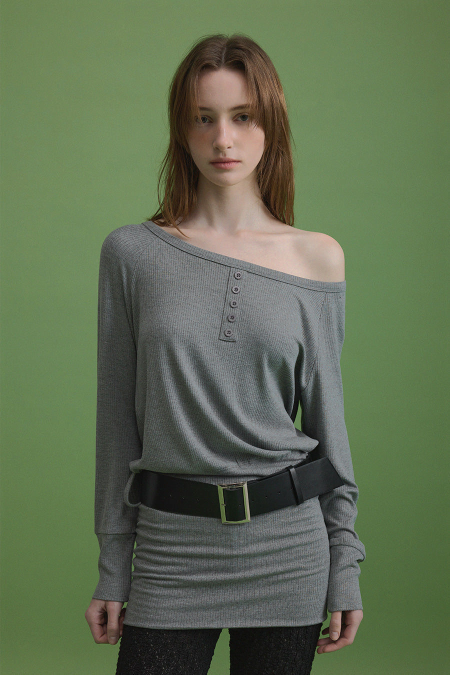 Bain Asymmetrical Shoulder Big Belt T-Shirt