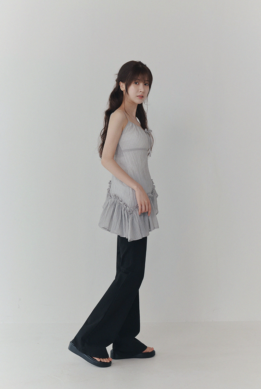 Ledel Asymmetric Ruffle Sleeveless Blouse