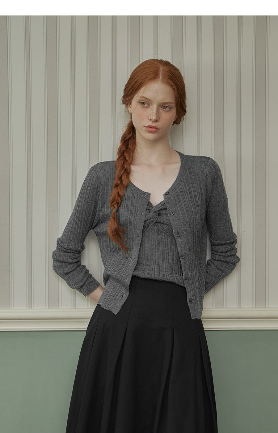 Muton Twist Sleeveless & Cardigan Set